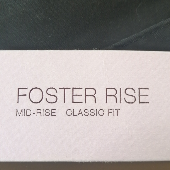 NWT, Jag ladies black stretch cuffed capris ,size 2 - Picture 10 of 11